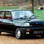 🚗 Descubre la impresionante ficha técnica del Renault 5 Maxi Turbo ¿Qué lo hace tan especial?